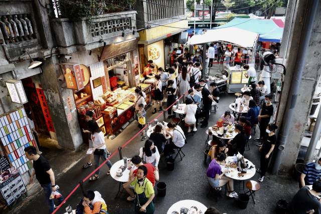 疫情下餐饮赛道生变，B端企业抢占预制菜领域