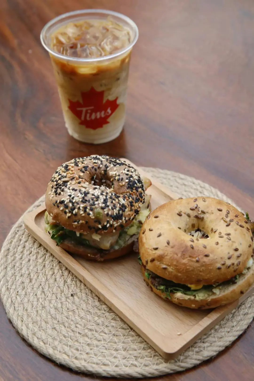 Sudeste Asiático receberá centenas de franquias de cafeterias Tim Hortons -  DATAGRO