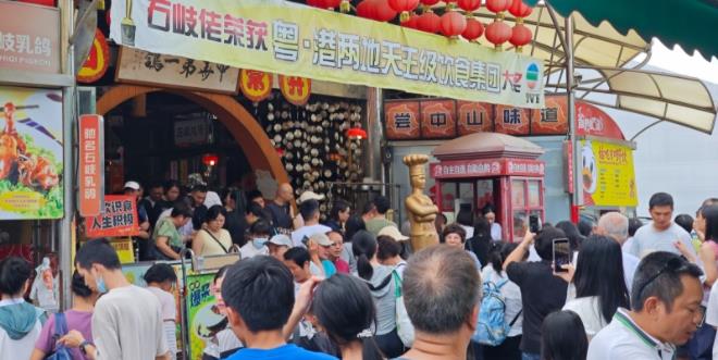 深中通道开通后两地居民“串门”“逛吃”热情高 两地餐饮店：客流量和营业额均有提升